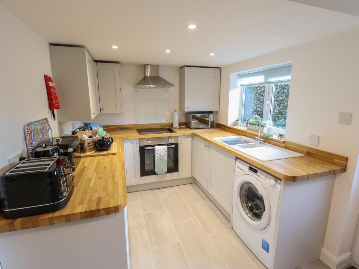 Olive Tree Cottage Лаут Екстер'єр фото