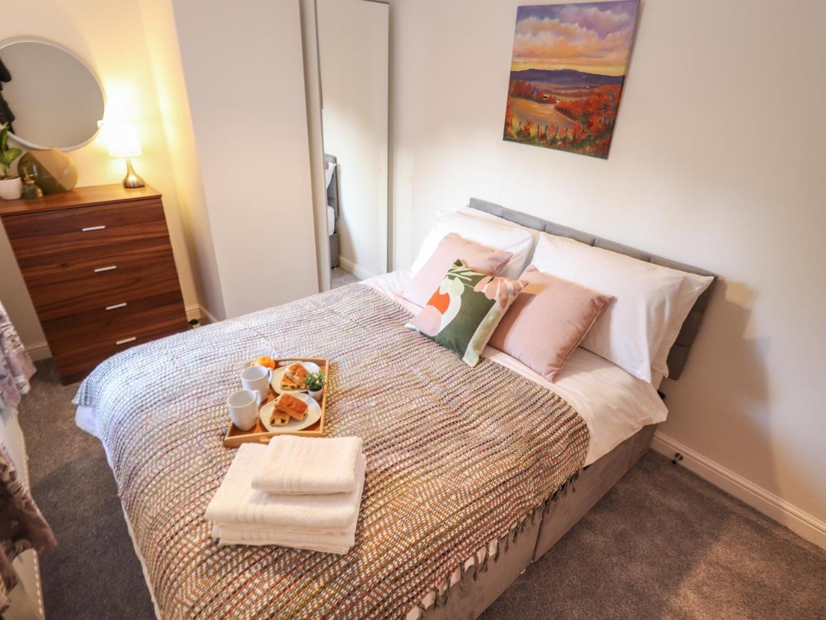 Olive Tree Cottage Лаут Екстер'єр фото